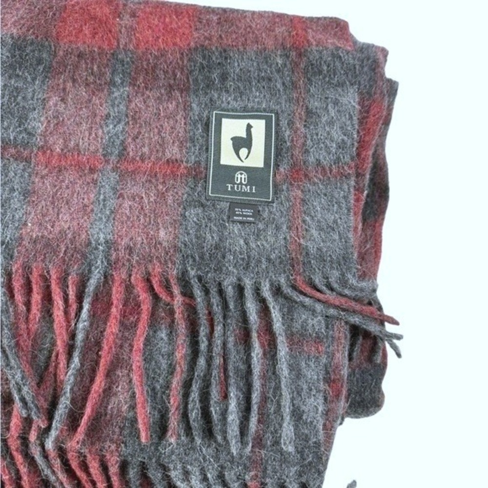 Tumi Peruvian Alpaca Wool luxury throw cozy soft fringe quality sustainable home